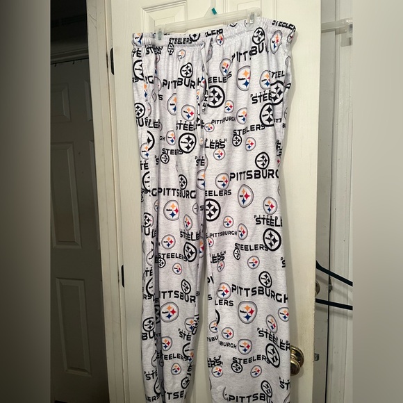 3XLT Pittsburgh Steelers Team Apparel NFL White Sleepwear - Picture 2 of 7